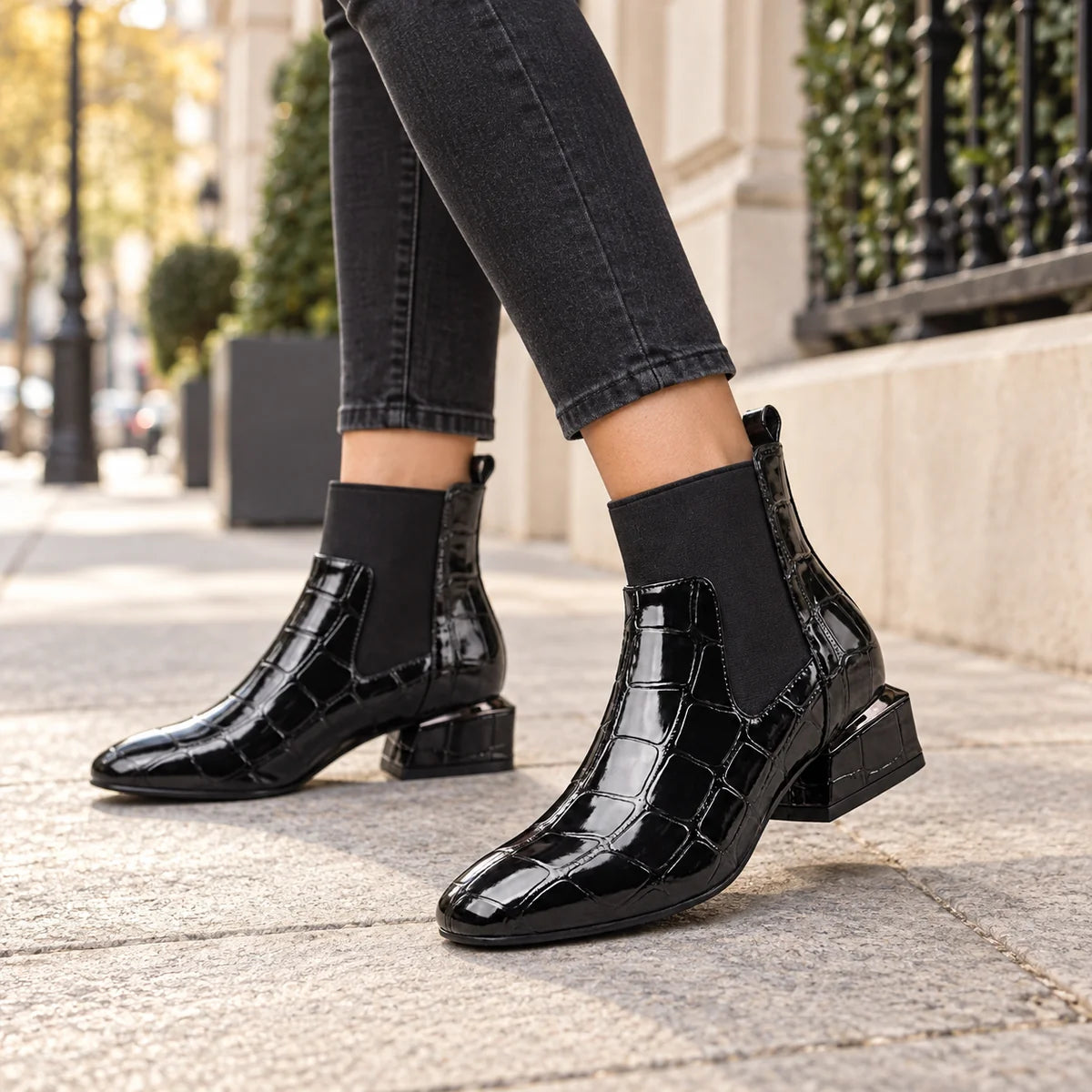 Calista | Women's Croc-Effect Chelsea Ankle Boots – Low Block Heel Faux Leather Slip-On Boots