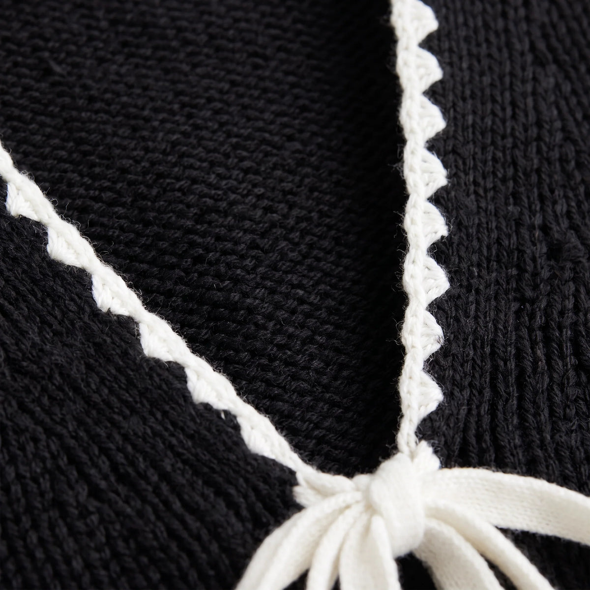 Amélina | Women's Scalloped Tie-Front Cardigan