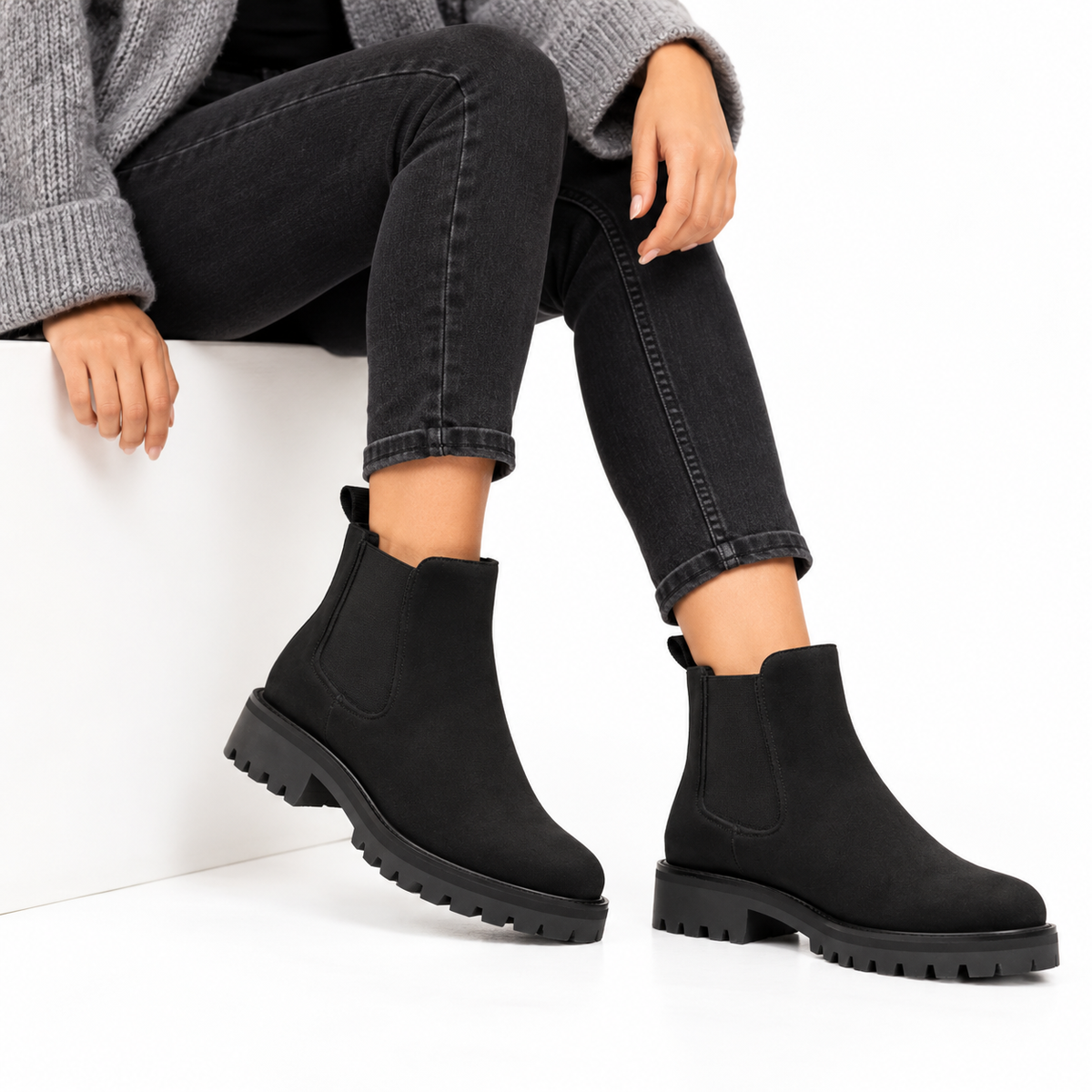 Virelle | Women's Leather Chelsea Boots – Elastic Side Panel Chunky Lug Sole Slip-On Ankle Boots
