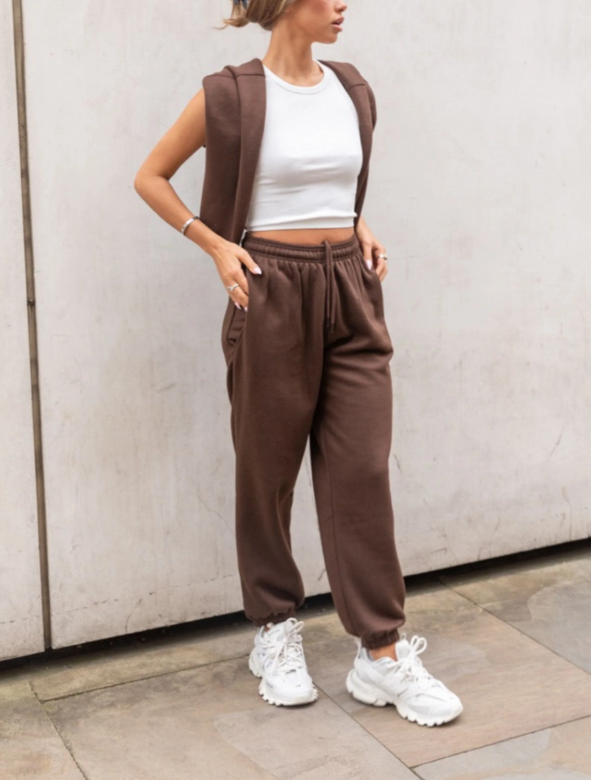 Amara | Women's Oversized High-Waisted Joggers – Shirred Drawstring Waist Cuffed Lounge Trousers with Pockets