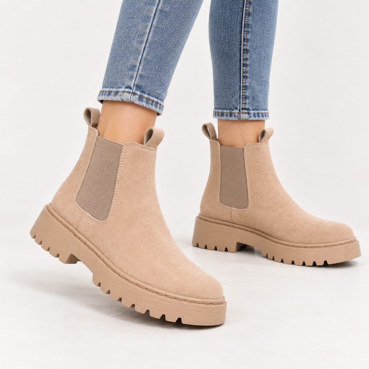 Sabine | Women's Platform Chelsea Ankle Boots with Chunky Sole, Round Toe & Classic Everyday Fit