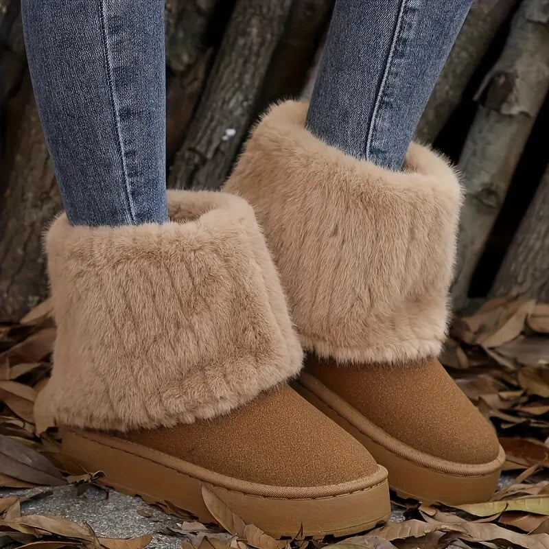 Genevieve | Women's Cosy Platform Winter Boots – Plush Lined Slip-On Cold Weather Boots with Grippy Sole