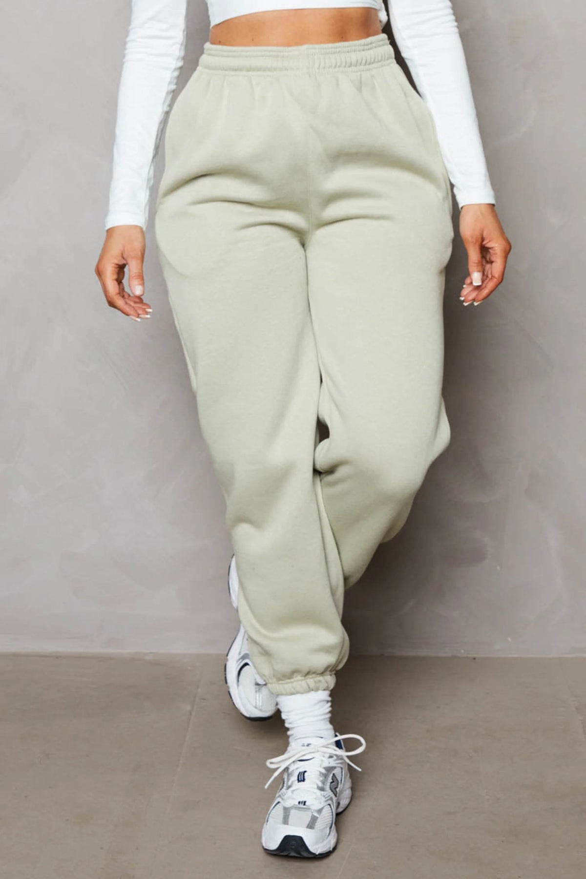 Samara | Women's High-Waisted Oversized Cuffed Joggers with Shirred Drawstring Waist & Side Pockets